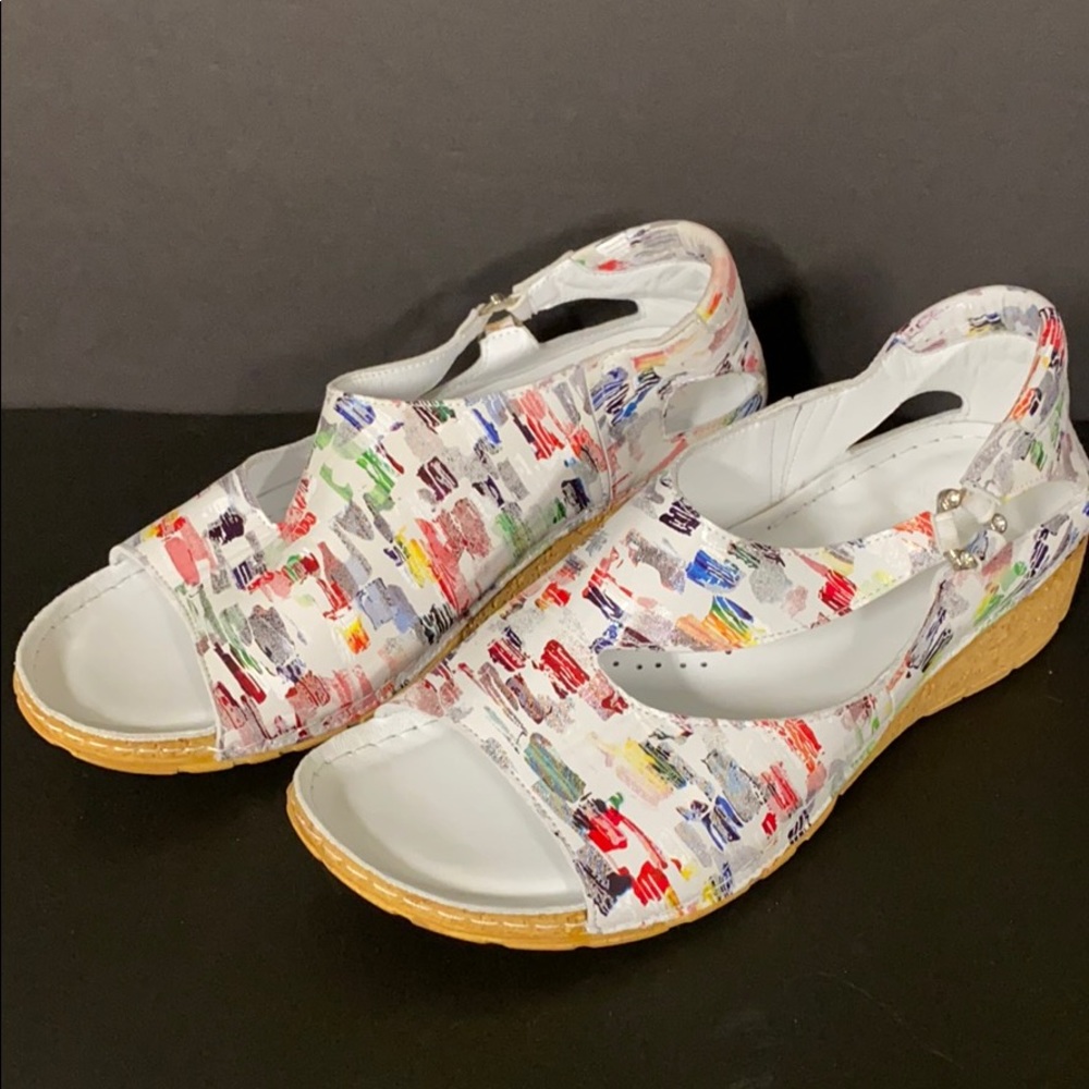 Karyoka Comfort Shoe Paint Stroke Leather Sandals